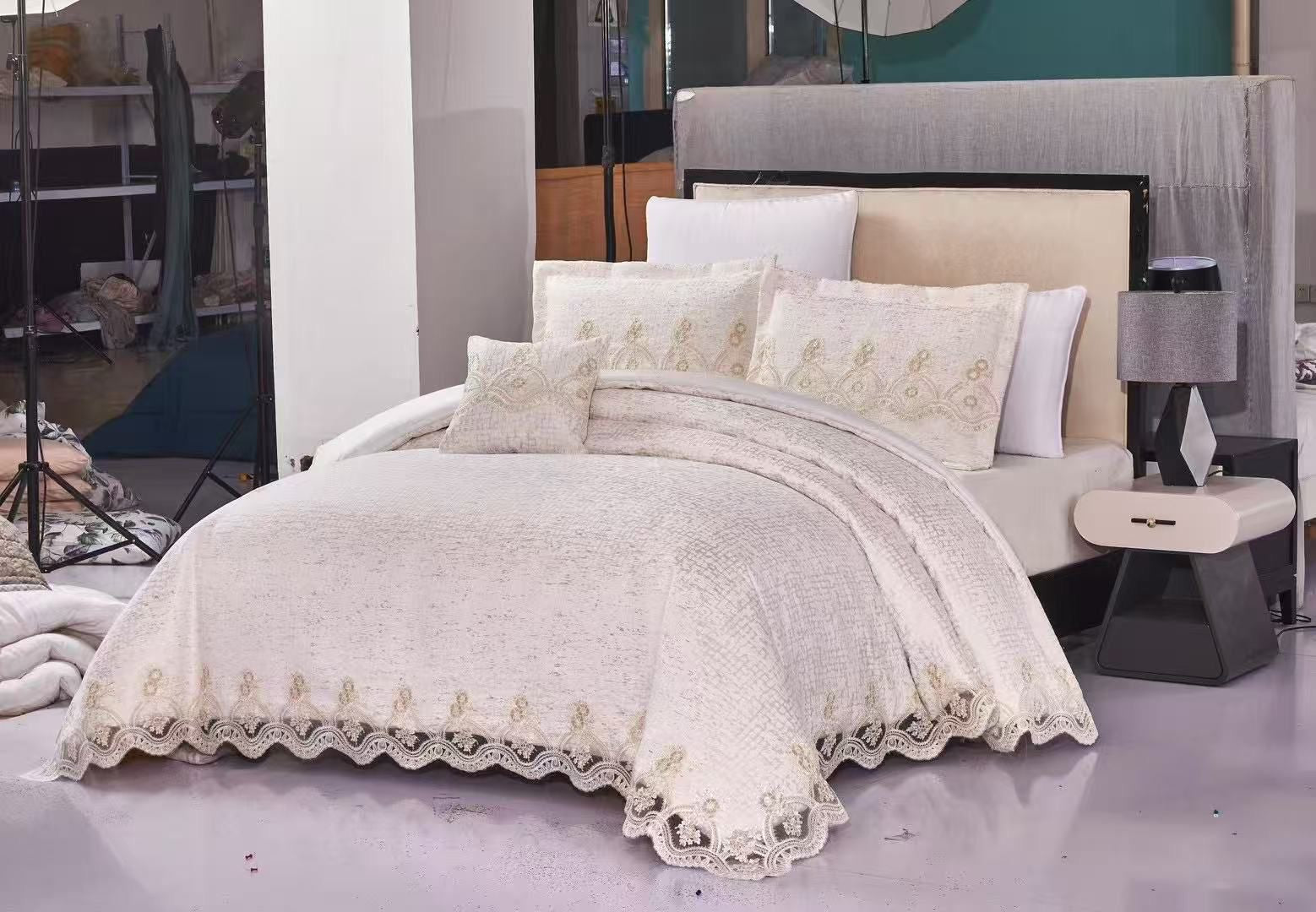 شرشف عرايسي 6 قطع